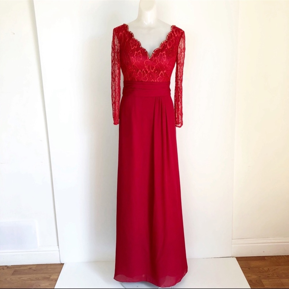 Elegant Red Long Sleeve Lace Dress